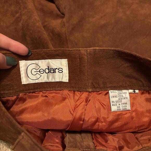 Vintage Suede Pleated High Rise Shorts XXS - Picture 6 of 6